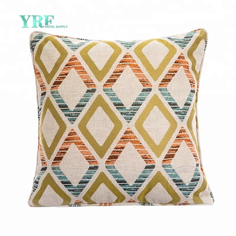 YRF Wholesale Luxury Jacquard Fabric Decorative Hotel Cushions And Bed Runners