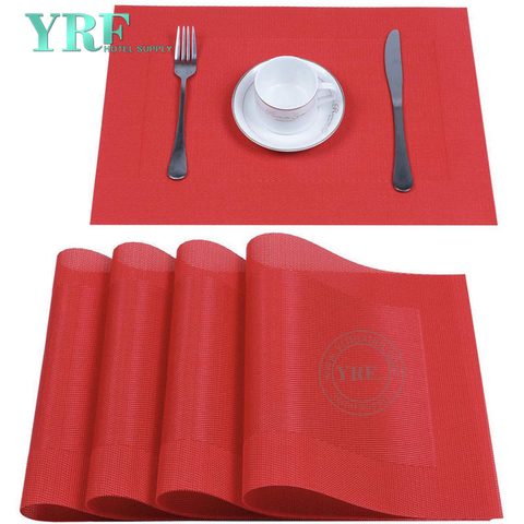Bankett rechteckige Vinyl waschbare fleckenabweisende Tischsets mit rotem Rand
