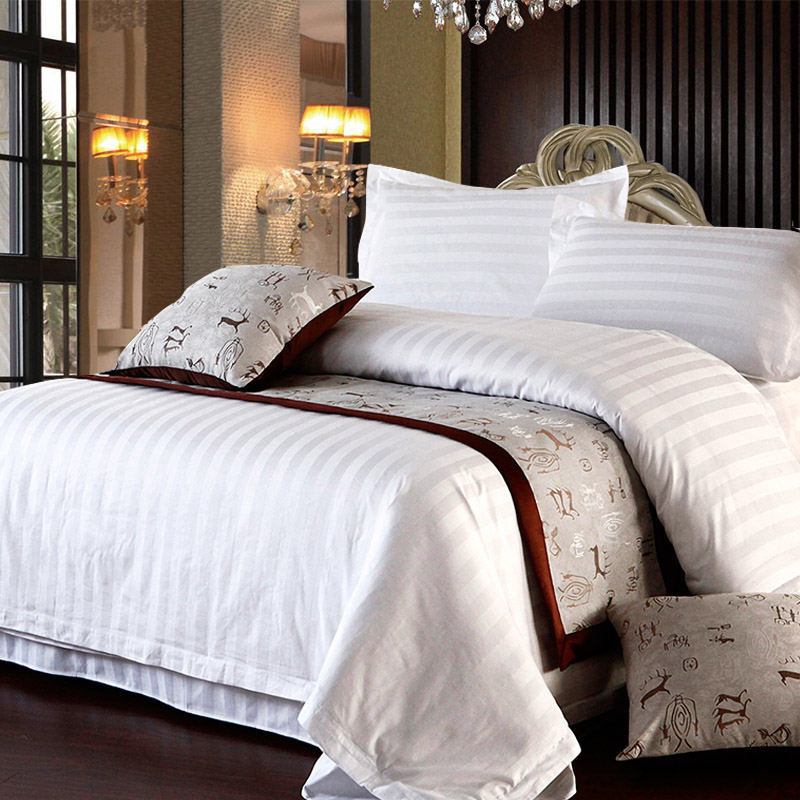 Luxury White Soft Polycotton Hotel Quality 4PCS Bedding For Apartment